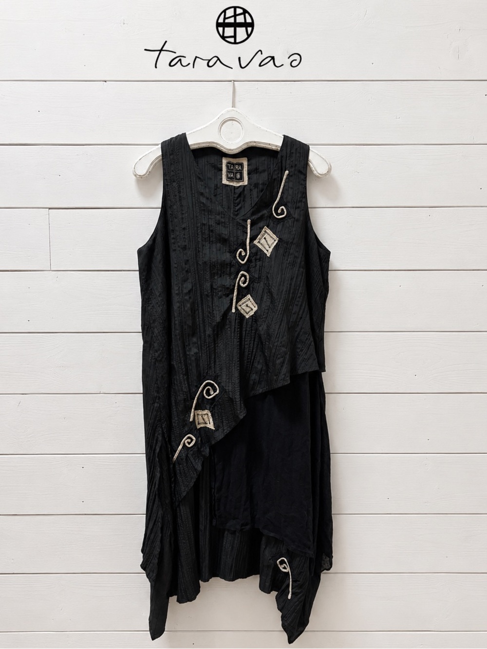 Taravao Textured Asymmetrical Dress – Black & Beige – Size XL